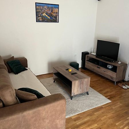 Sad Apartman Ниш Екстер'єр фото