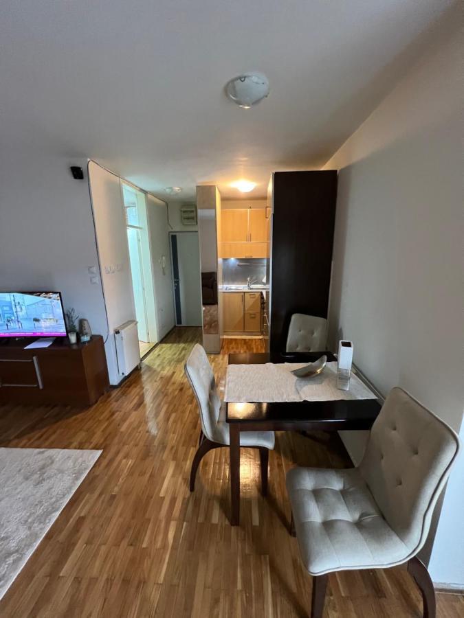 Sad Apartman Ниш Екстер'єр фото